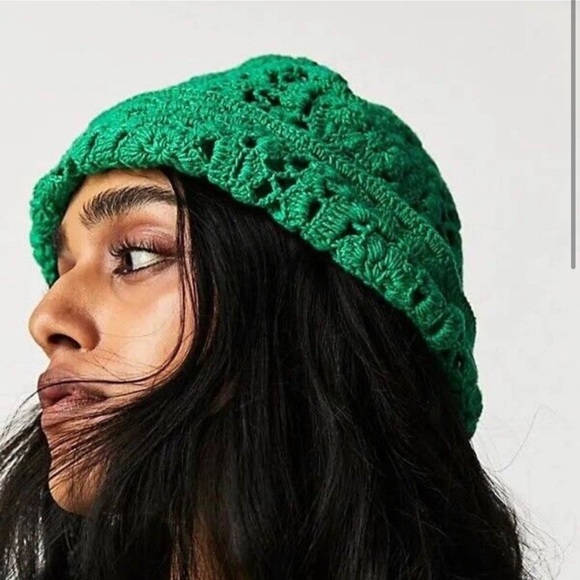 Free People / RAHI Woman’s Green Crochet Bucket Hat - Picture 2 of 12